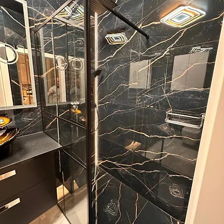 Luksusowy 2 River Point Kepa Mieszczanska شقة